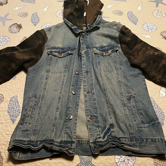 Mens Denim Jacket - Picture 1 of 3